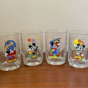 ☘️NEW! VTG McDonalds Walt Disney World 2000 Glasses